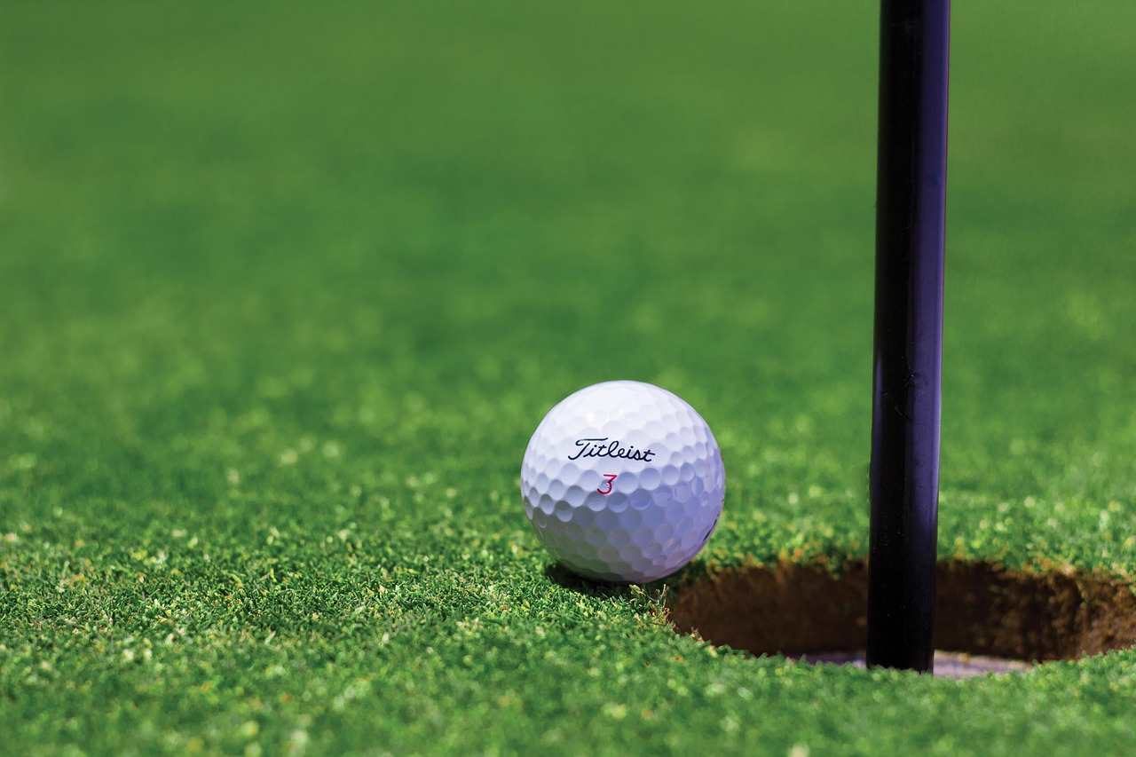 Shocking Twist Rocks Golf World: New Champion Could Emerge Overnight in High-Stakes FedExCup Showdown