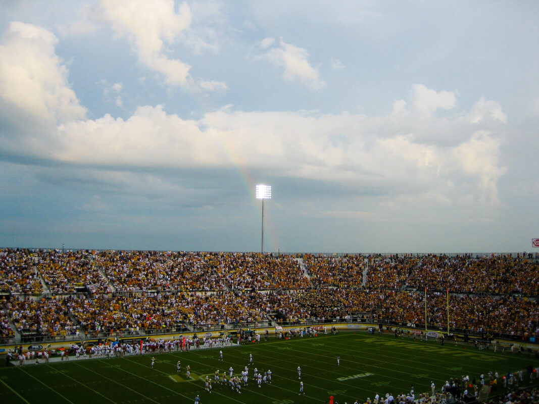 Neyland Stadium hits 130.3 decibels as Tennessee beats Alabama
