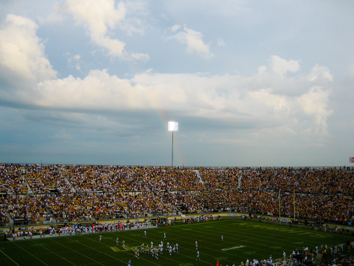 Neyland Stadium hits 130.3 decibels as Tennessee beats Alabama